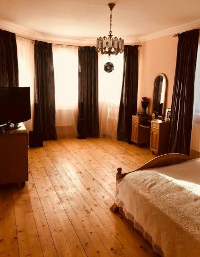 Lodge Guests House ?cosiness?