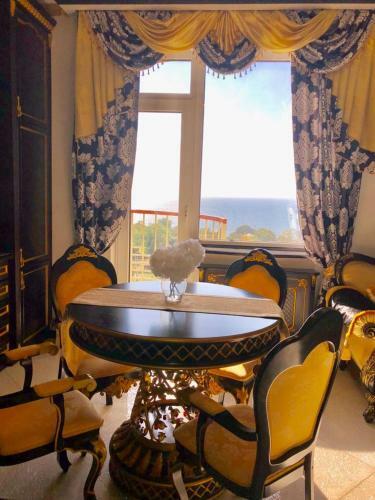 Apartment With Sea View In Arkadia