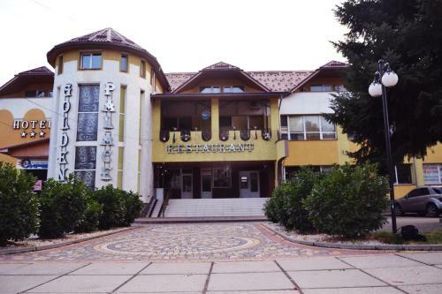 Hotel Golden Palace