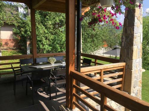 Hostal Cottage Familiya