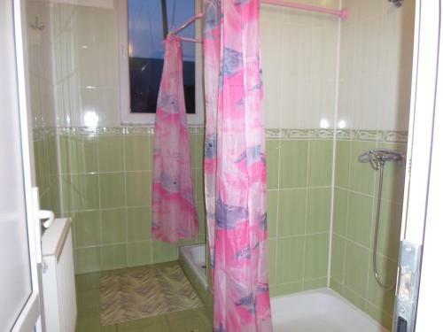 Hostal Piroshka Hotel