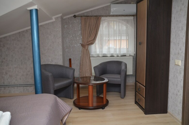 Centralnyi Hotel