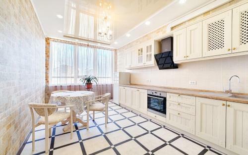 Apartment In Complex Golf Strim