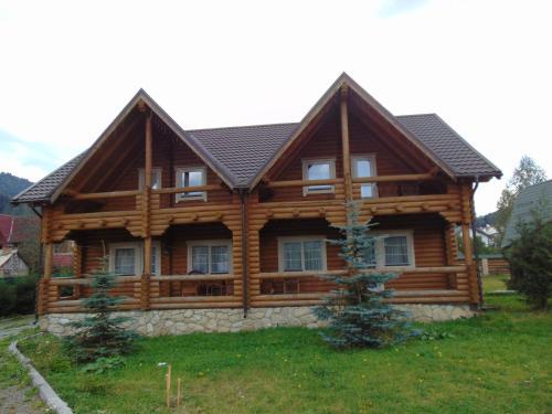 Leoslav Apartments