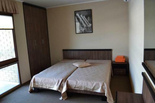 Hostal Dergachov Guest House
