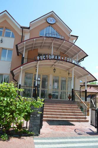 Hotel Ekvator