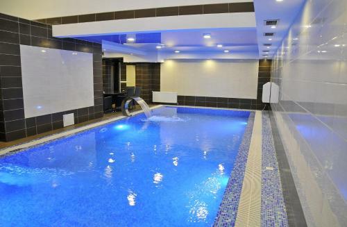 Maximus Hotel