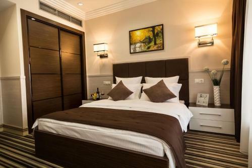 Park Hotel Warshawskiy