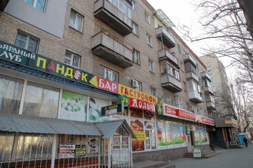 Apartment On Admiralskaya 21