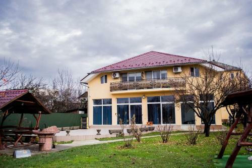 Hostal Beauty Complex