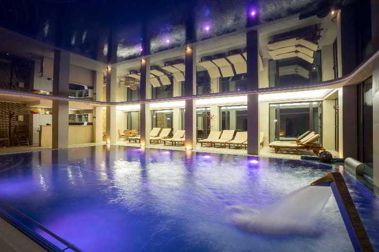 Spa Hotel Z�mek Lu?ec