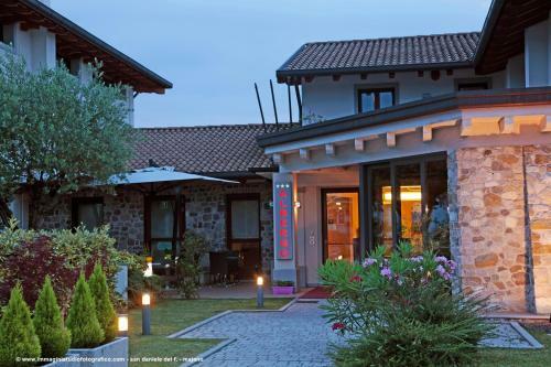 Hotel Albergo Ai Sapori