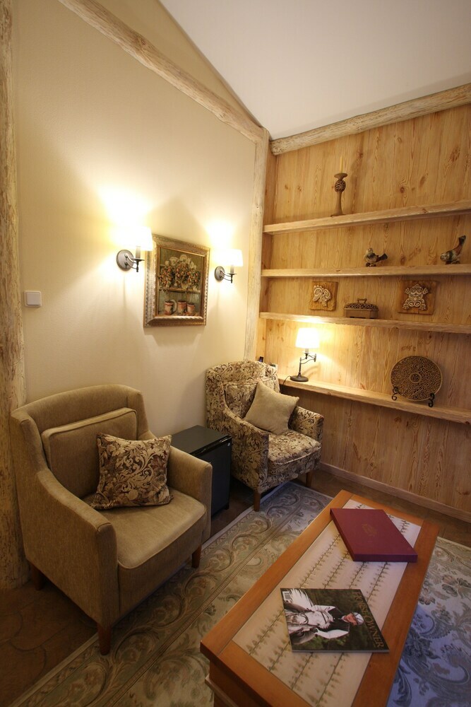 Park-hotel Butenko Stable