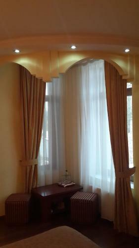 Posada Hotel Dzherela