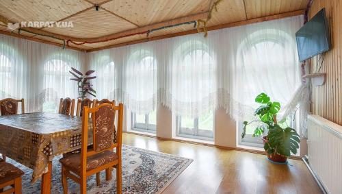 Hostal Schedryk