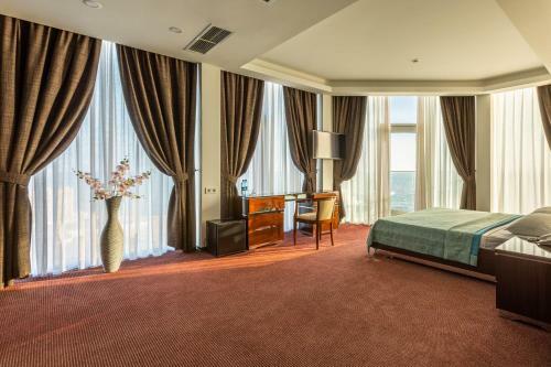 Hotel Excelsior