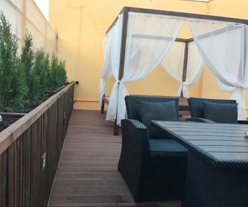Scandik Apartment Terrace
