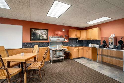 Motel Super 8 By Wyndham Eveleth
