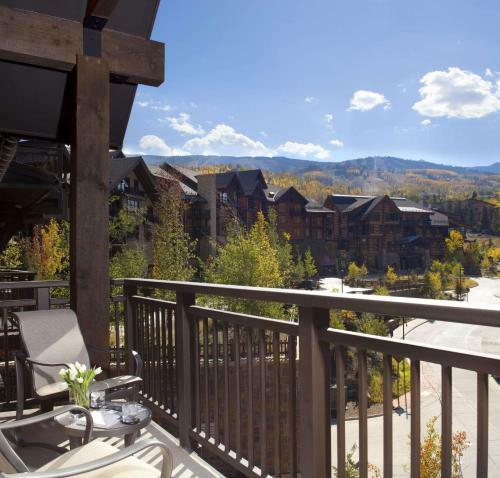 Capitol Peak Lodge, A Destination Residence
