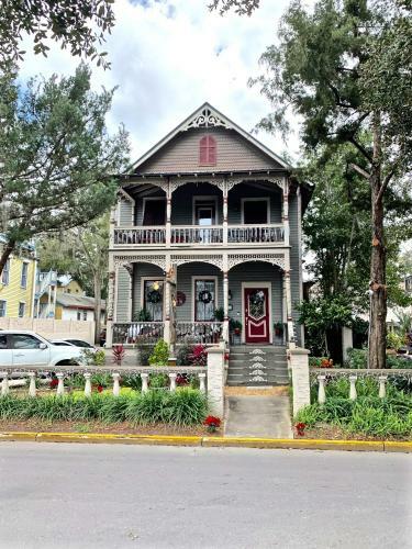 Bed & Breakfast Peace And Plenty Inn