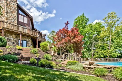Douglas Lake Lodge In The Smoky Mountains