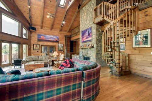 Douglas Lake Lodge In The Smoky Mountains