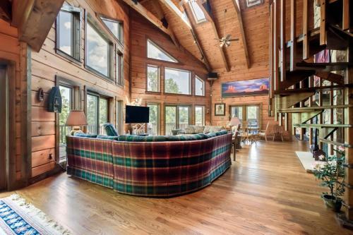 Douglas Lake Lodge In The Smoky Mountains
