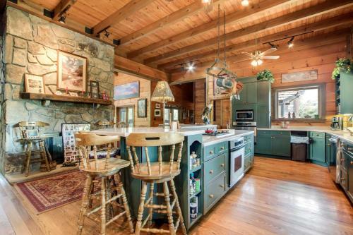Douglas Lake Lodge In The Smoky Mountains
