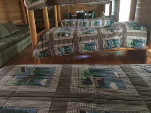 Boulder Creek Lodge