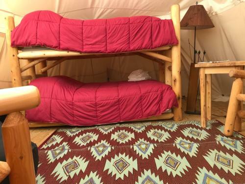 Boulder Creek Lodge