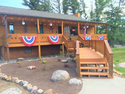 Boulder Creek Lodge