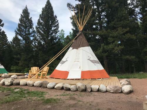 Boulder Creek Lodge