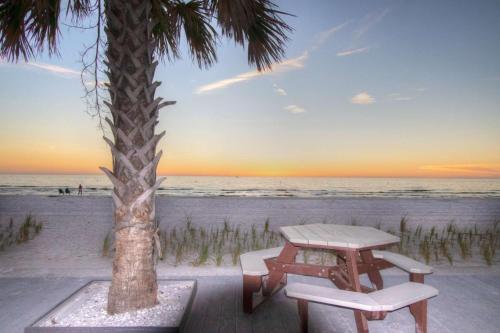 Apartamento 302 - Sunset Chateau
