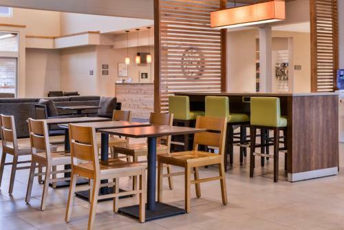 Hotel Country Inn & Suites By Radisson, Ft. Atkinson, Wi