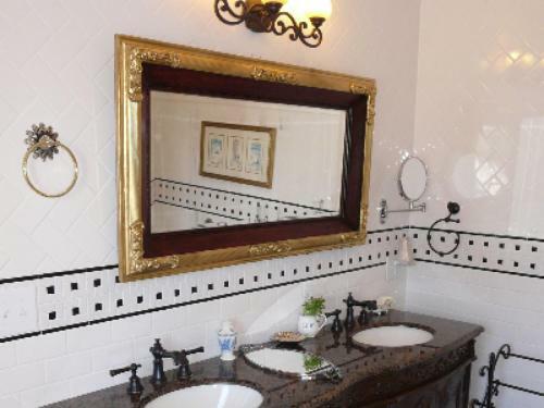 Berkeley House Bed & Breakfast
