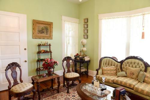 Berkeley House Bed & Breakfast