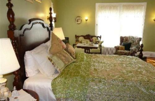 Berkeley House Bed & Breakfast