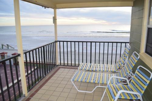 Sails Resort Motel