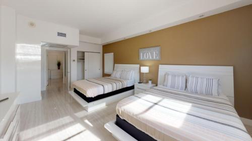 Apartamento Collins Condo #256742