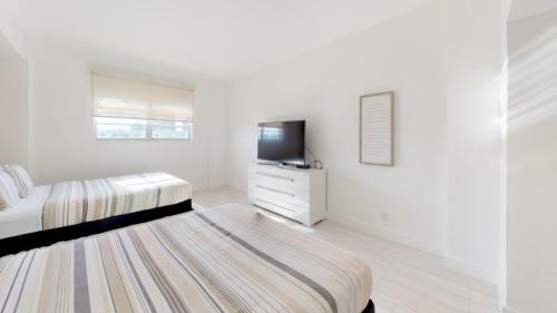 Apartamento Collins Condo #256742
