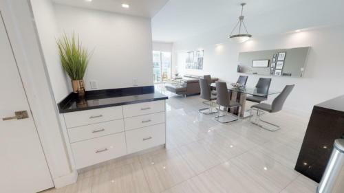 Apartamento Collins Condo #256742