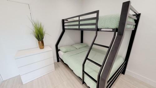 Apartamento Collins Condo #256742
