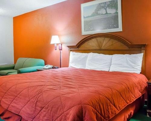 Hotel Rodeway Inn Harrisburg