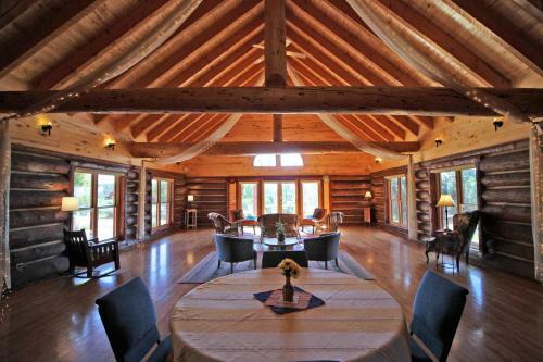 Lodge Sophia Retreat And Event Center
