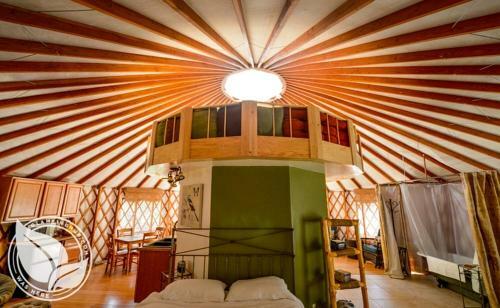 Hotel Strawhouse Resorts