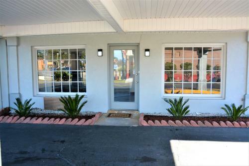 Posada Travelodge By Wyndham Walterboro