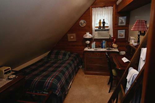 Ebenezer House Bed & Breakfast