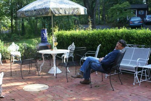 Ebenezer House Bed & Breakfast