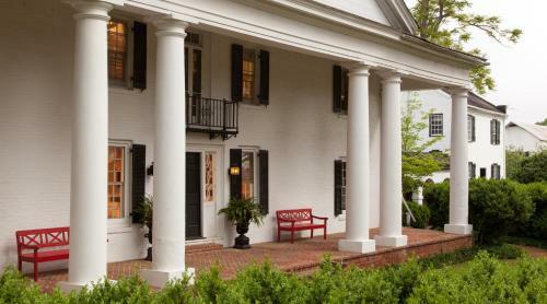 Posada The Inn At Meander Plantation