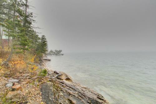 Wheeler's Flathead Lakehouse